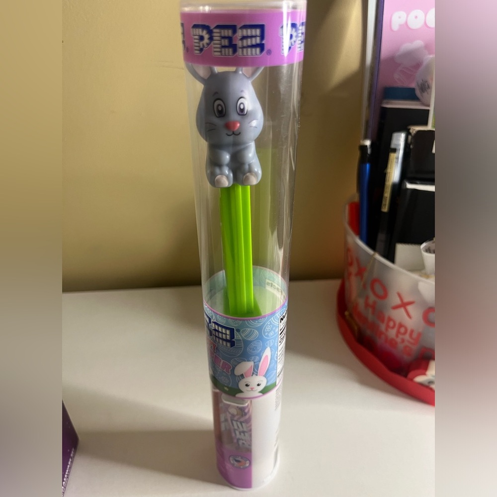 Pez dispenser